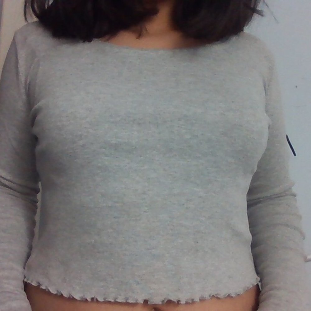 Grey Long Sleeved Top With Ruffles/Laces.